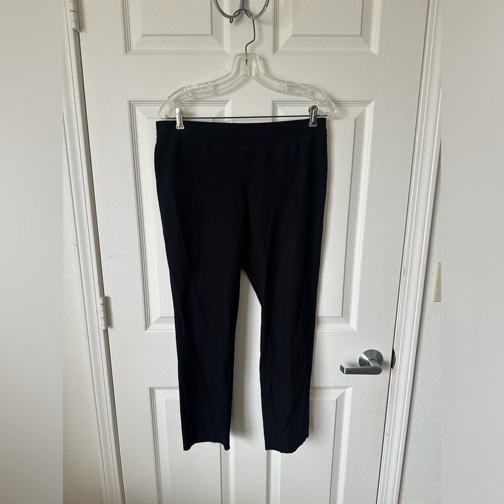 EILEEN FISHER Black Casual Pants.